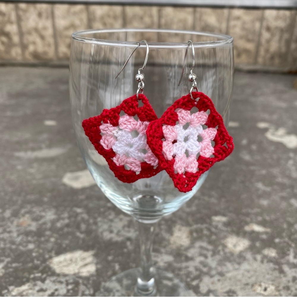 Red & Pink Crochet Granny Square Earrings - Picture 4 of 7